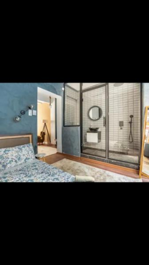 Shiva Suites